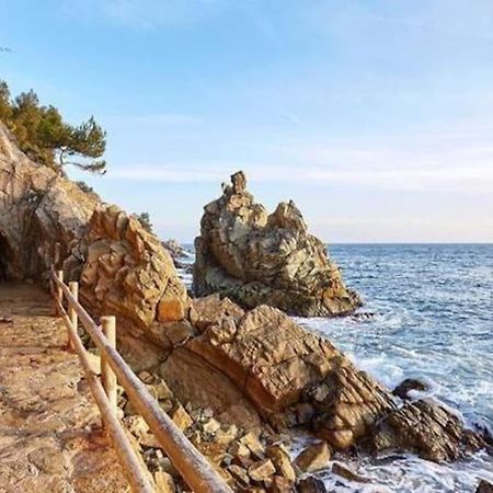 Somriu Apartament Fenals Platja Lloret de Mar Exteriör bild