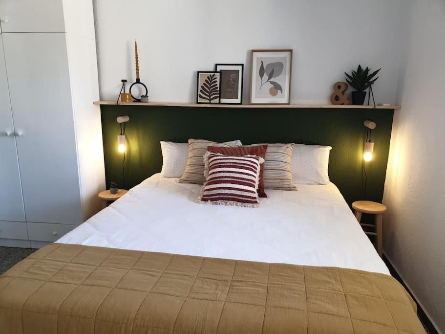 Somriu Apartament Fenals Platja Lloret de Mar Exteriör bild