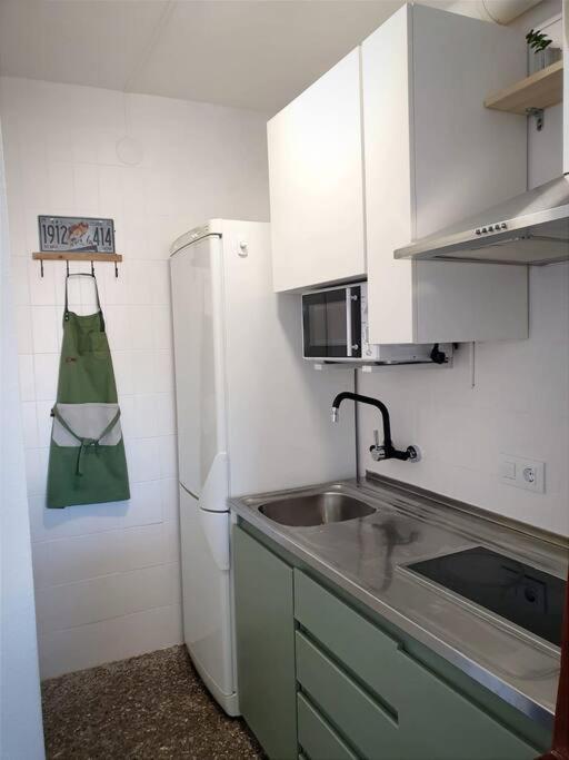 Somriu Apartament Fenals Platja Lloret de Mar Exteriör bild